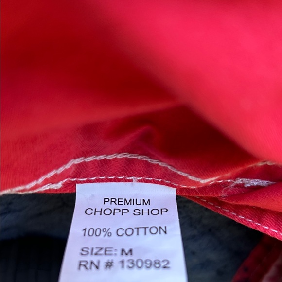 Men's Casual Red Button-Down Shirt - Picture 10 of 14